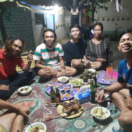 Sunrise Bukit Asam Homestay Kuta  Exterior foto